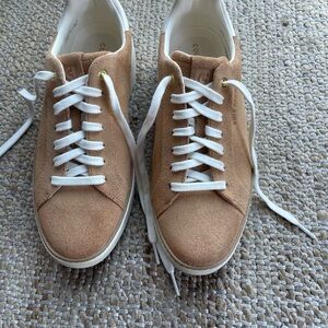 Cole Haan Women’s Grand 360 tan suede lace ups size 9 1/2 B